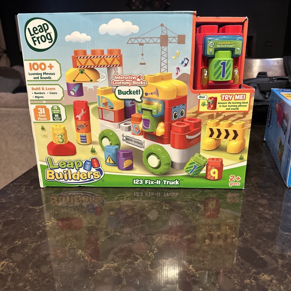 LeapFrog LeapBuilders 123 FIX-IT TRUCK  100+ Phrases Sounds Blocks & Cubes *NEW*